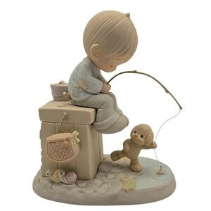 Precious Moments Porcelain Figurine 1988 "Just A‎ Line To Wish You A Happy Day"